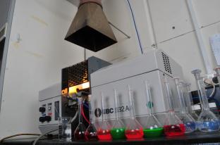 01 Atomic Absorption Spectrophotometer